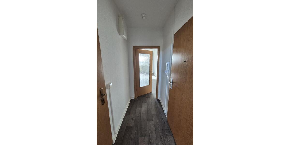 Etagenwohnung Hohenstein-Ernstthal Ernstthal - 3 Zimmer, 56 m&sup2;, 321&euro; | Angebot:25857022