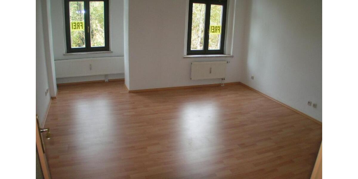 Etagenwohnung Werdau - 5 Zimmer, 125 m&sup2;, 650&euro; | Angebot:23408914