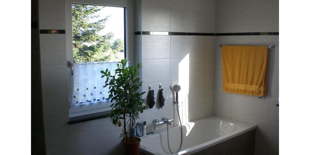 Einfamilienhaus Elsterberg - 11 Zimmer, 152 m&sup2;, 499.000&euro; | Angebot:22745684