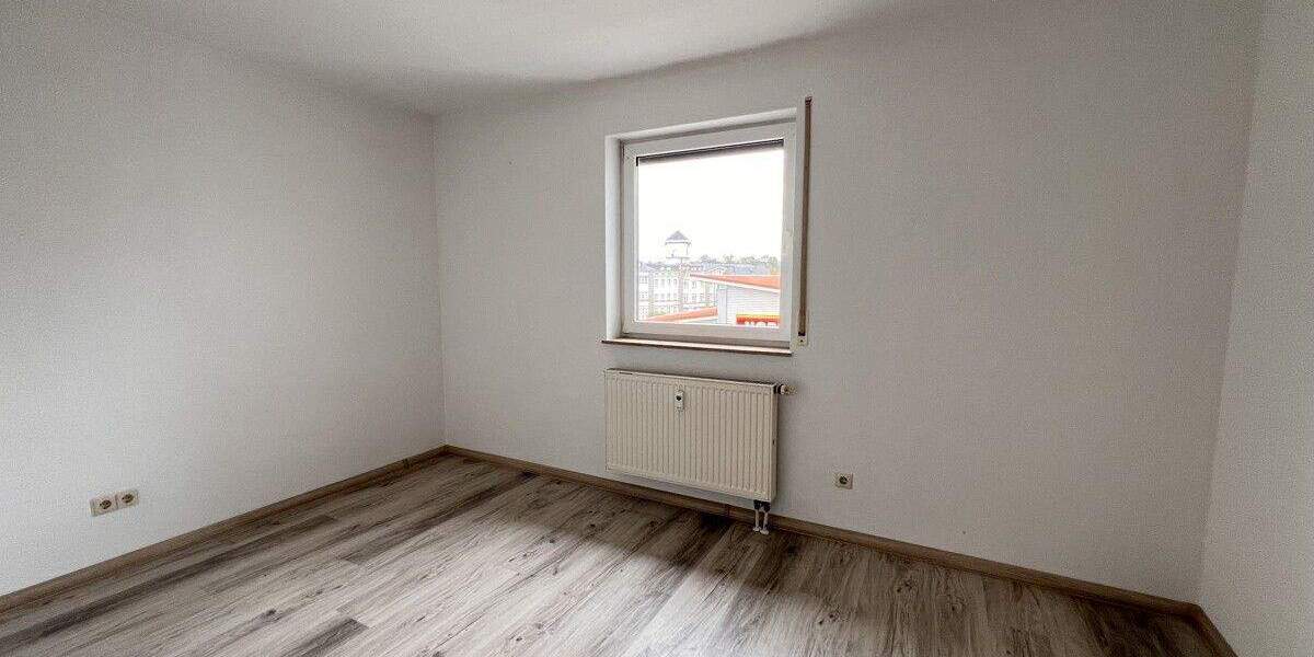 Etagenwohnung Limbach-Oberfrohna Oberfrohna - 3 Zimmer, 75 m&sup2;, 79.900&euro; | Angebot:25688256