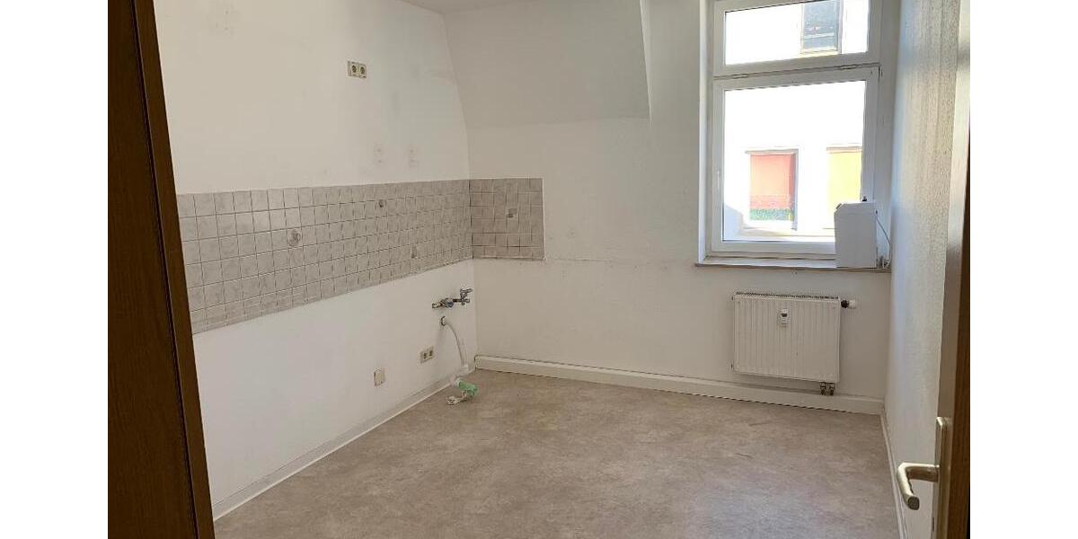 Dachgeschoßwohnung Limbach-Oberfrohna Oberfrohna - 3 Zimmer, 68 m&sup2;, 345&euro; | Angebot:21608817