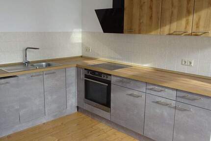 Wohnung Treuen - 2 Zimmer, 61 m&sup2;, 385&euro; | Angebot:25985415