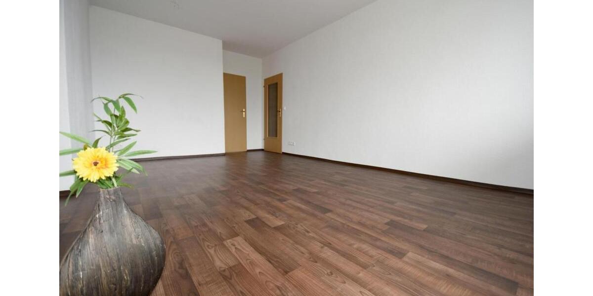 Etagenwohnung Hohenstein-Ernstthal Ernstthal - 3 Zimmer, 60 m&sup2;, 340&euro; | Angebot:24193416