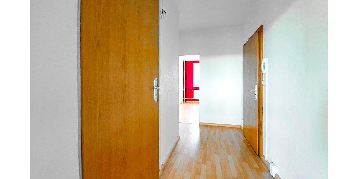 Etagenwohnung Zwickau Eckersbach - 3 Zimmer, 69 m&sup2;, 414&euro; | Angebot:25676702