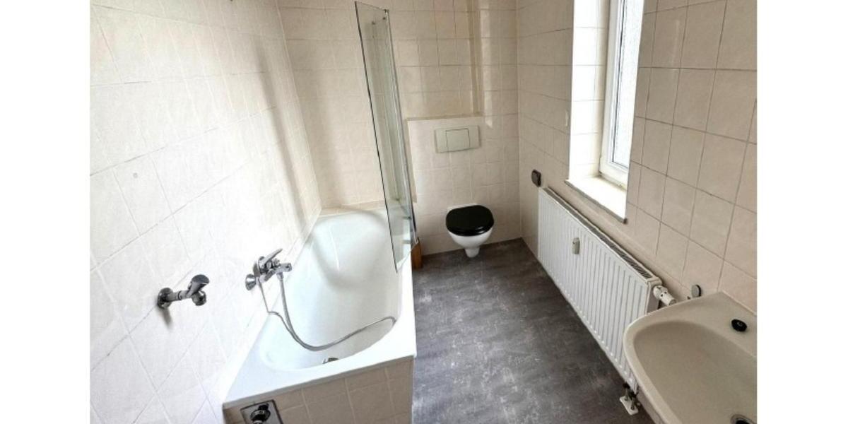 Etagenwohnung Treuen - 1 Zimmer, 42 m&sup2;, 313&euro; | Angebot:25320326