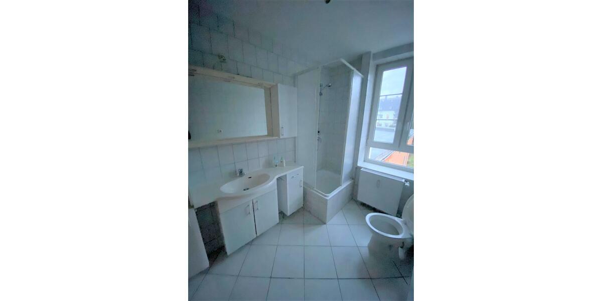 Etagenwohnung Glauchau - 4 Zimmer, 82 m&sup2;, 470&euro; | Angebot:24312491