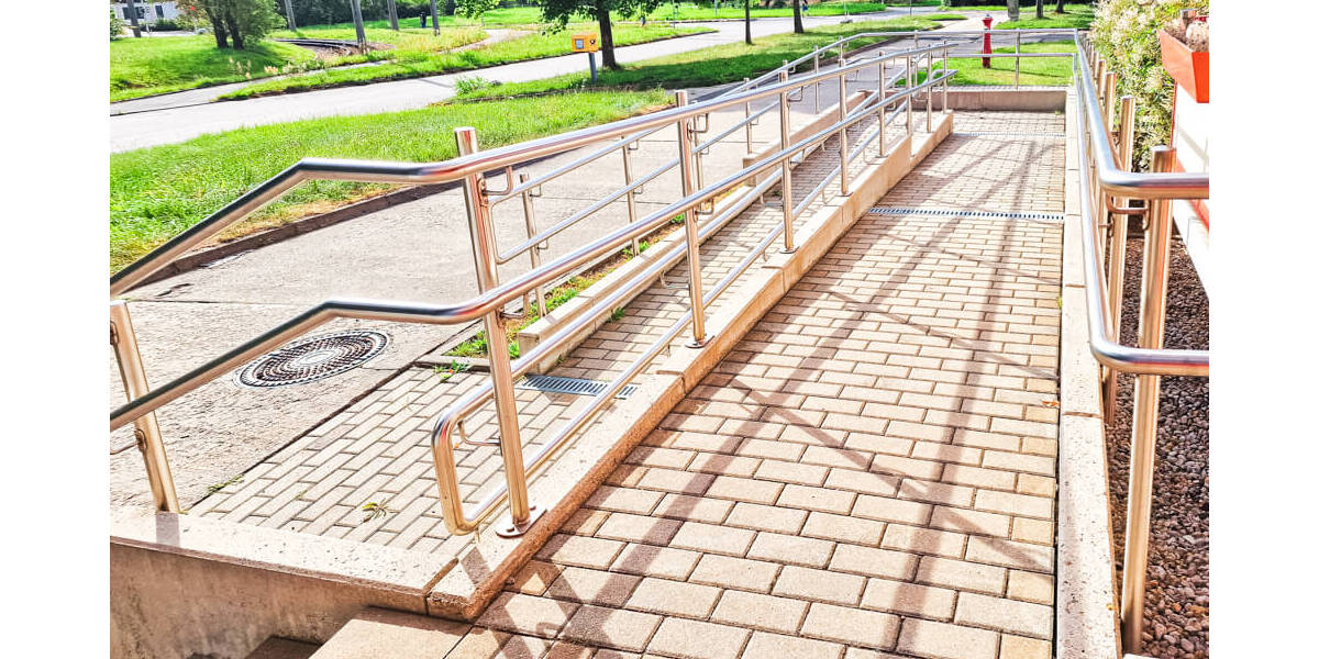 Etagenwohnung Zwickau Eckersbach - 2 Zimmer, 42 m&sup2;, 273&euro; | Angebot:25668565