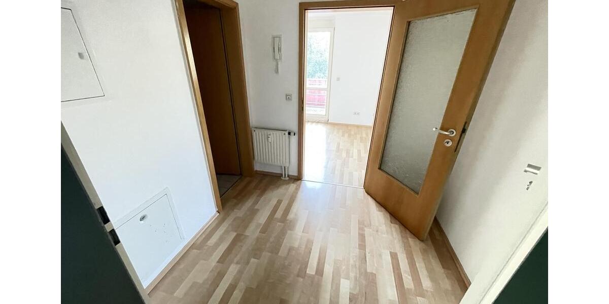 Etagenwohnung Zwickau Cainsdorf - 1 Zimmer, 31 m&sup2;, 220&euro; | Angebot:26164306