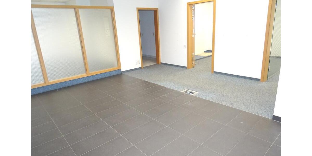 Gewerbeobjekt Neukirchen/Pleiße Pleiße - 800&euro; | Angebot:23839153