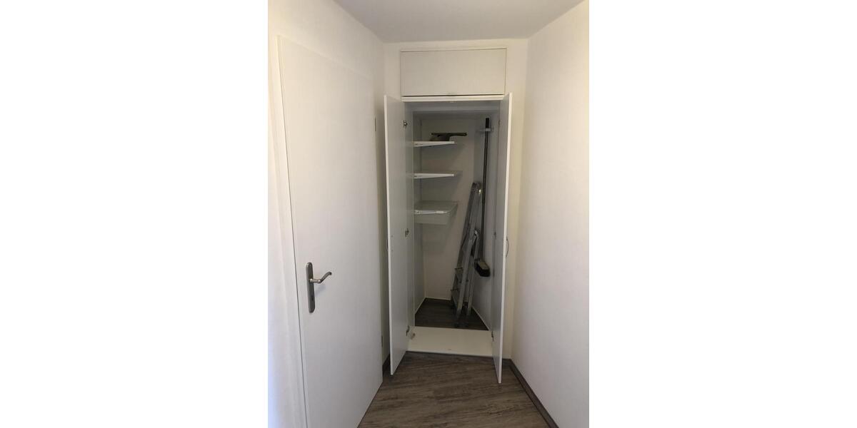 Dachgeschoßwohnung Wilkau-Haßlau Haßlau - 4 Zimmer, 105 m&sup2;, 830&euro; | Angebot:25879866