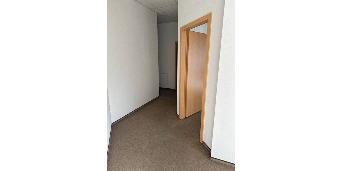 Gewerbeobjekt Meerane Crotenlaide - 3 Zimmer, 125 m&sup2;, 85.000&euro; | Angebot:25747143