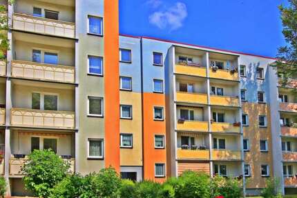 Wohnung Zwickau Neuplanitz - 3 Zimmer, 58 m&sup2;, 389&euro; | Angebot:27350472