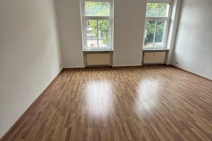 Wohnung Crimmitschau - 2 Zimmer, 55 m&sup2;, 320&euro; | Angebot:24652738