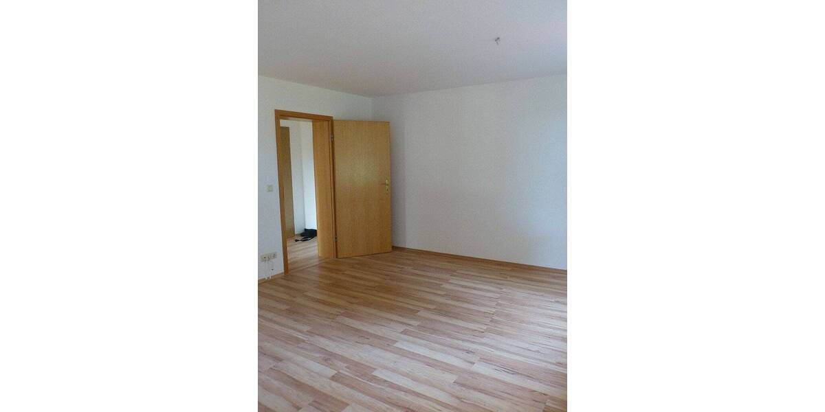 Etagenwohnung Treuen - 1 Zimmer, 283 m&sup2;, 175.000&euro; | Angebot:26806484