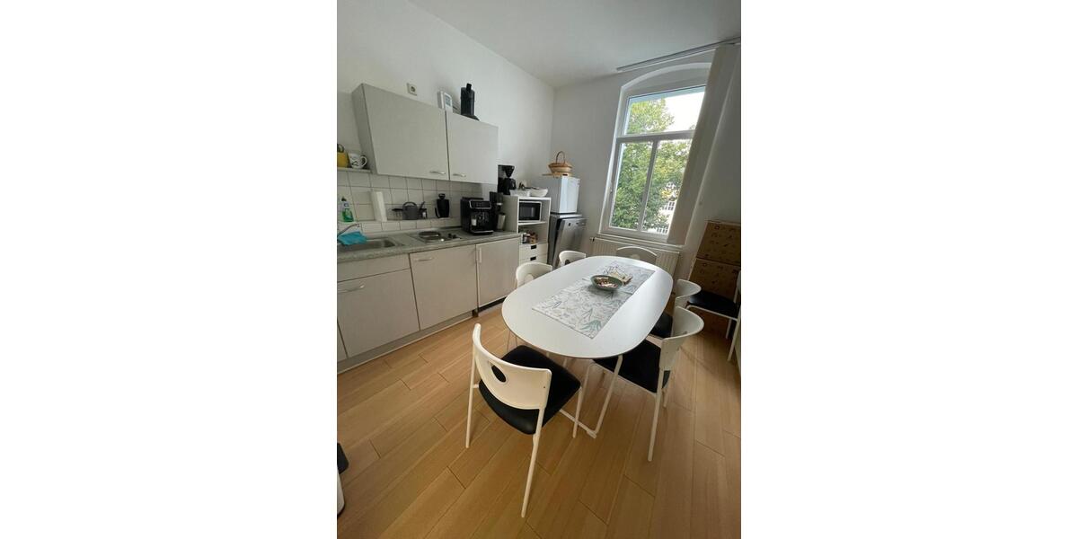 Etagenwohnung Zwickau - 1 Zimmer, 22 m&sup2;, 200&euro; | Angebot:22786320