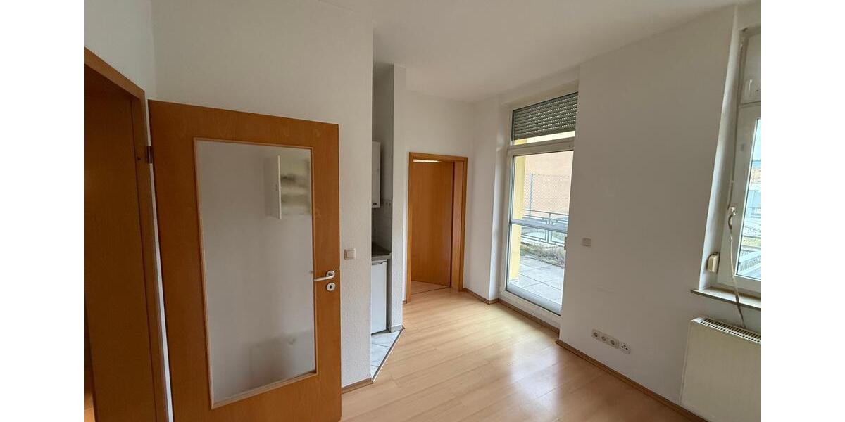 Etagenwohnung Greiz - 2 Zimmer, 31 m&sup2;, 235&euro; | Angebot:23330981