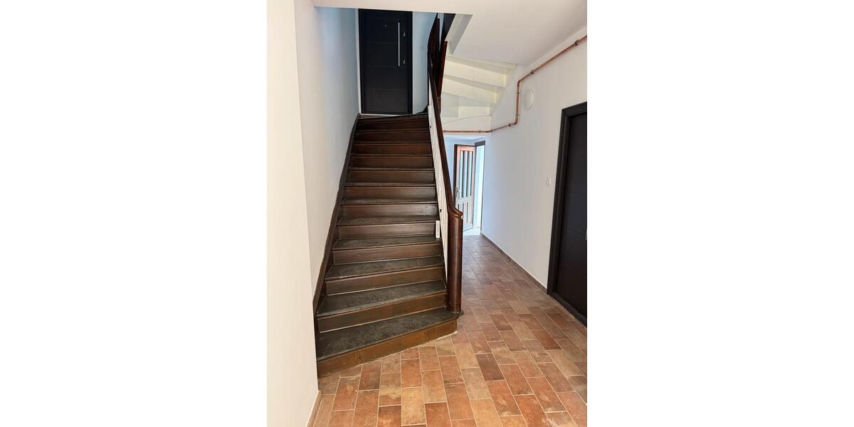 Etagenwohnung Crimmitschau - 2 Zimmer, 38 m&sup2;, 292&euro; | Angebot:25831498