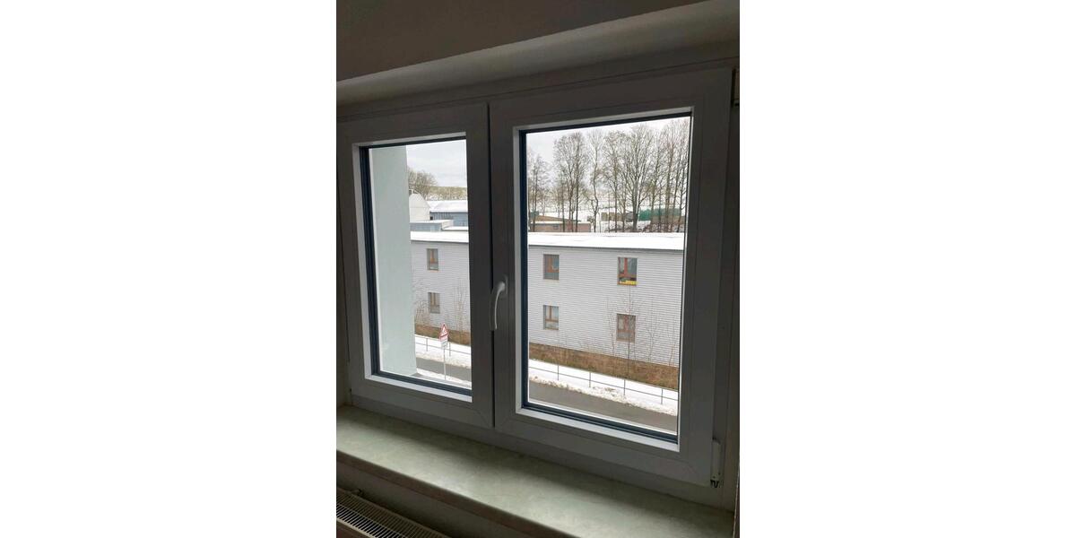 Dachgeschoßwohnung Reichenbach im Vogtland - 2 Zimmer, 45 m&sup2;, 550&euro; | Angebot:24535100