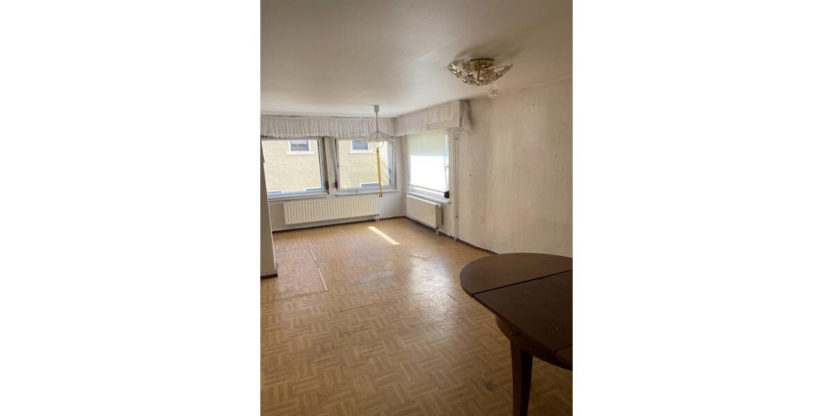 Einfamilienhaus Limbach-Oberfrohna Oberfrohna - 4 Zimmer, 124 m&sup2;, 56.000&euro; | Angebot:25876661