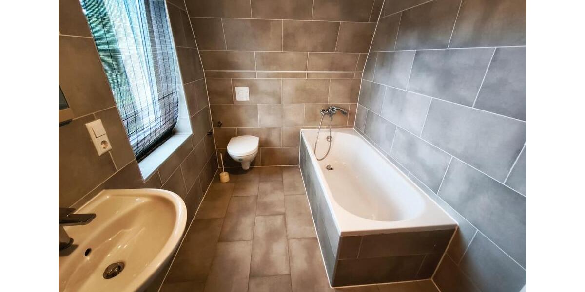 Etagenwohnung Mülsen - 3 Zimmer, 75 m&sup2;, 399&euro; | Angebot:24814201