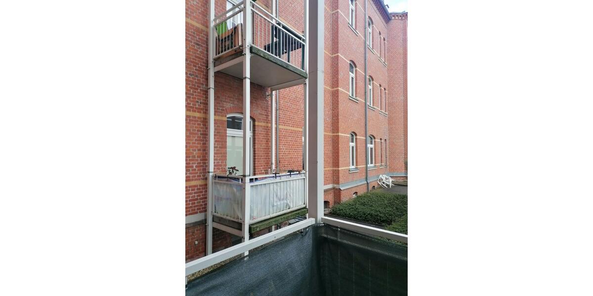 Erdgeschoßwohnung Zwickau - 2 Zimmer, 73 m&sup2;, 340&euro; | Angebot:25232387