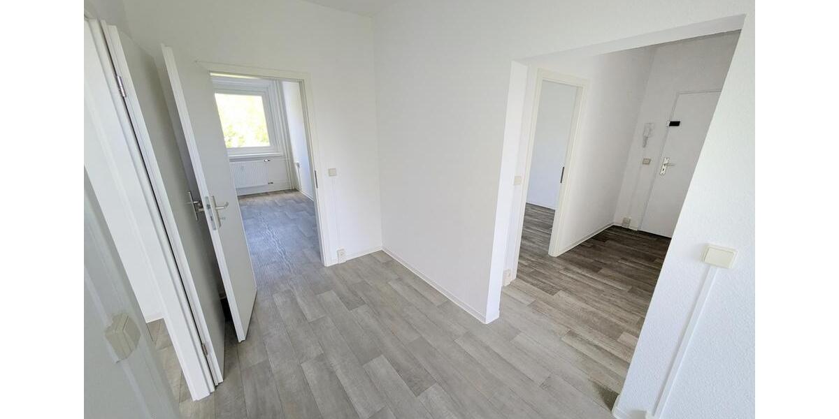 Etagenwohnung Limbach-Oberfrohna Oberfrohna - 3 Zimmer, 76 m&sup2;, 475&euro; | Angebot:25945706