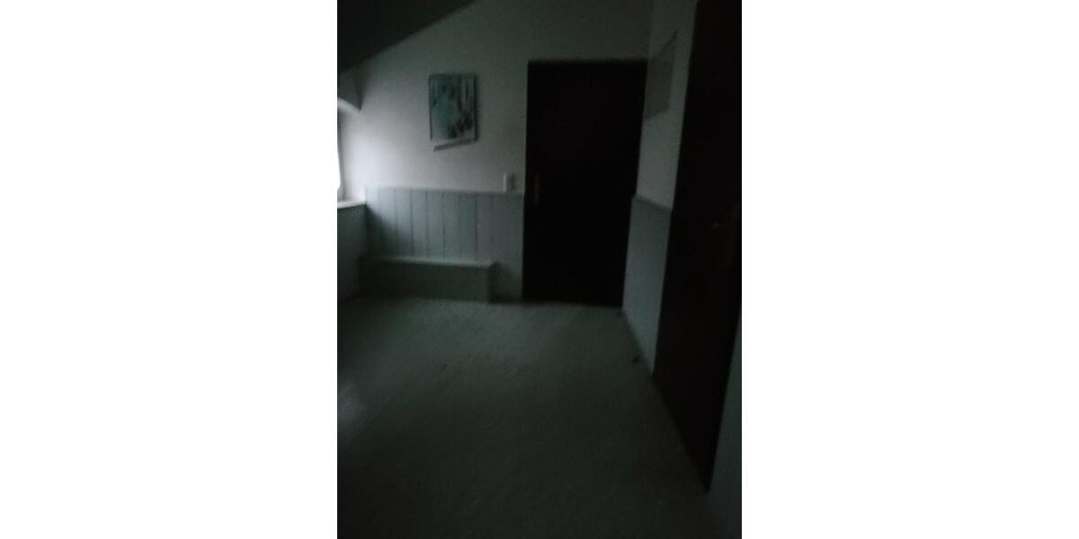 Etagenwohnung Elsterberg - 2 Zimmer, 48 m&sup2;, 3&euro; | Angebot:25976129