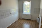 Etagenwohnung Crimmitschau - 4 Zimmer, 100 m&sup2;, 520&euro; | Angebot:25613113