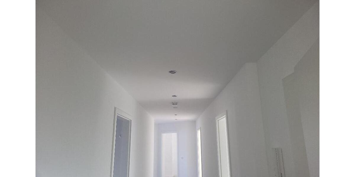 Dachgeschoßwohnung Greiz - 4 Zimmer, 107 m&sup2;, 805&euro; | Angebot:25146416