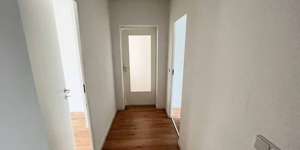 Etagenwohnung Zwickau Eckersbach - 3 Zimmer, 60 m&sup2;, 390&euro; | Angebot:26798543