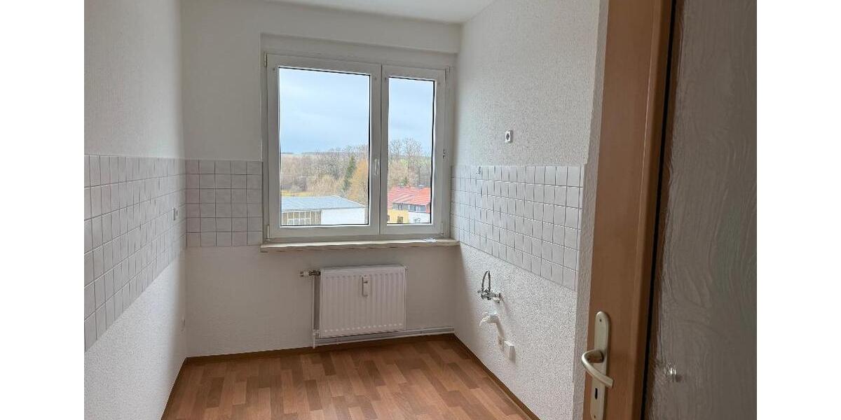 Etagenwohnung Lichtentanne - 2 Zimmer, 49 m&sup2;, 275&euro; | Angebot:25375174