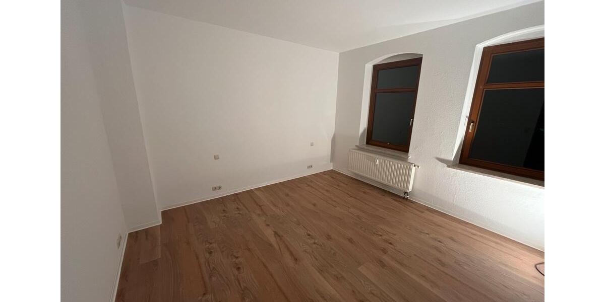 Etagenwohnung Greiz - 3 Zimmer, 75 m&sup2;, 415&euro; | Angebot:25333291