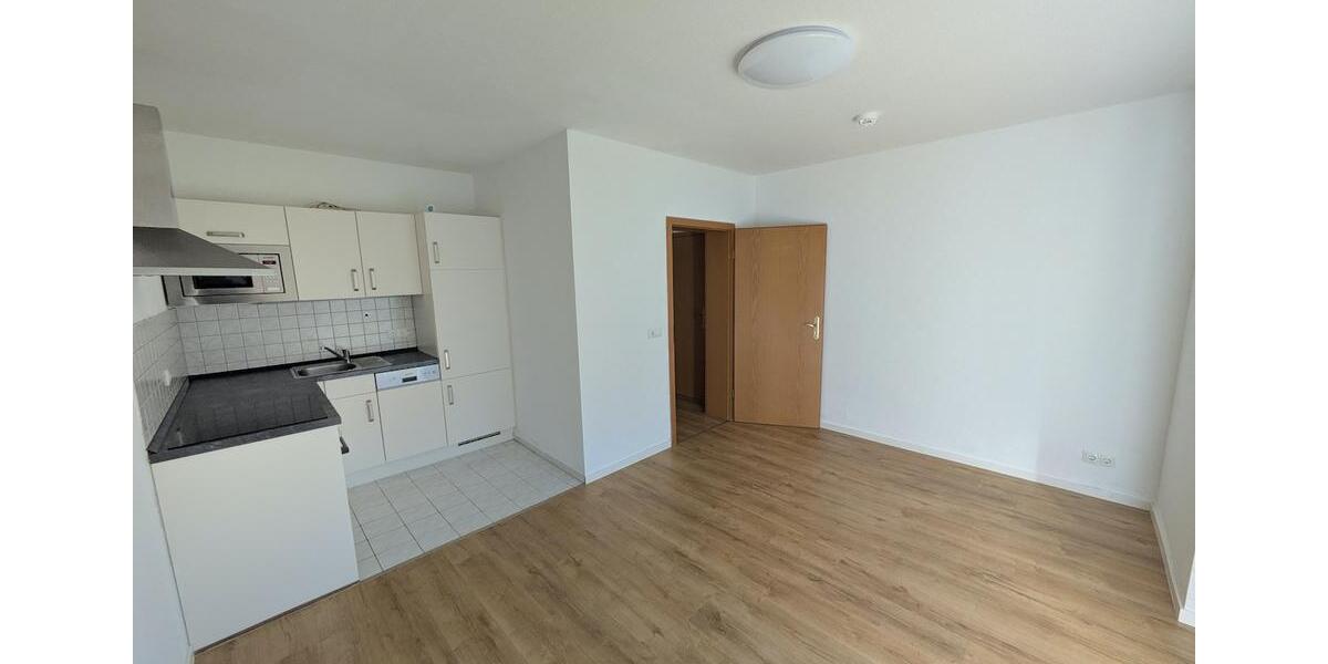 Terrassenwohnung Zwickau - 1.5 Zimmer, 39 m&sup2;, 275&euro; | Angebot:25945675