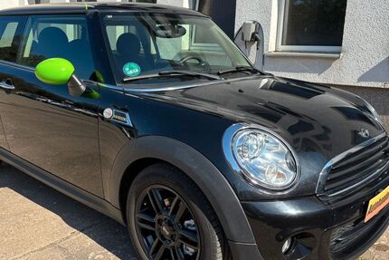 Mini ONE 85.000 km 7.699 &euro; Zwickau 08056