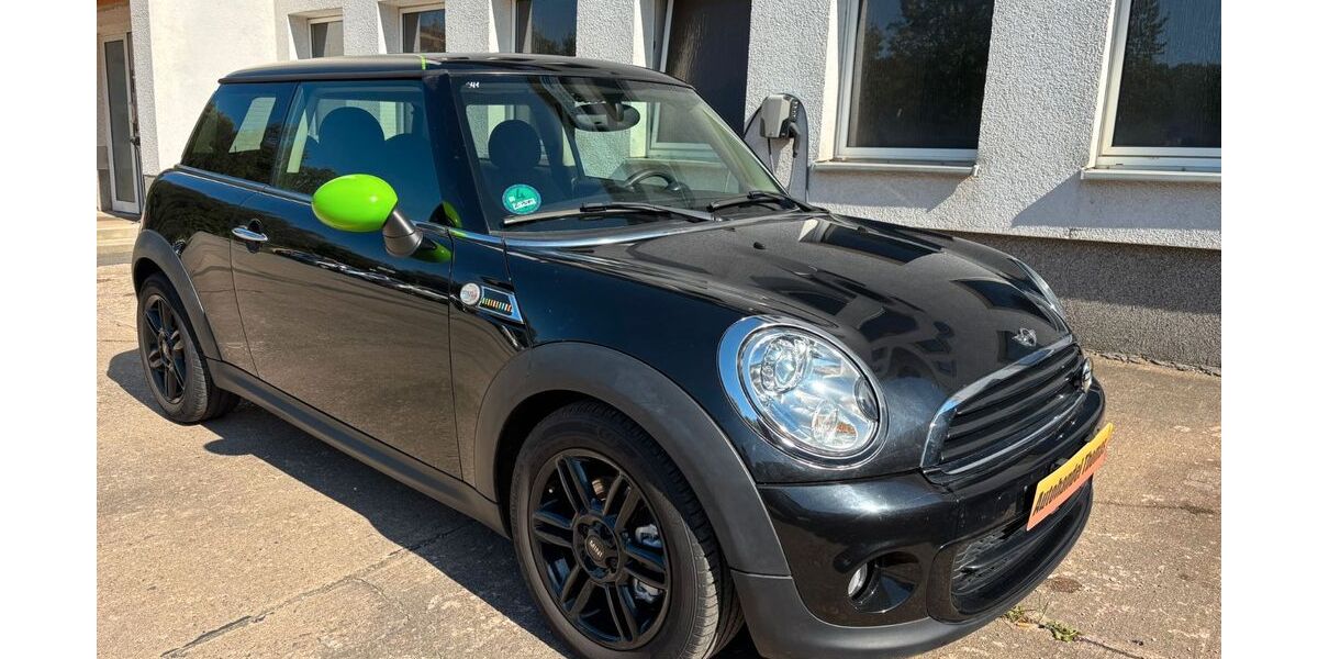 Mini ONE 85.000 km 7.699 &euro; Zwickau 08056