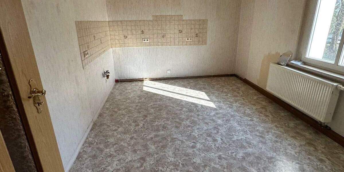 Etagenwohnung Netzschkau - 2 Zimmer, 61 m&sup2;, 310&euro; | Angebot:25864440