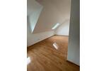 Dachgeschoßwohnung Reichenbach im Vogtland - 2 Zimmer, 45 m&sup2;, 550&euro; | Angebot:24535100