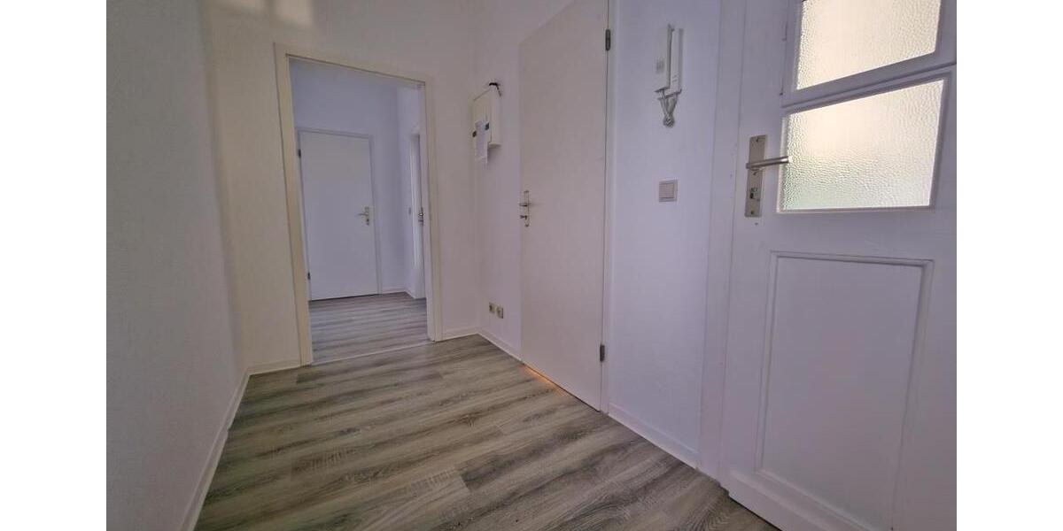 Etagenwohnung Aue-Bad Schlema Bad Schlema - 2 Zimmer, 69 m&sup2;, 380&euro; | Angebot:25867463