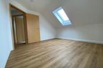 Dachgeschoßwohnung Schönheide - 2 Zimmer, 53 m&sup2;, 424&euro; | Angebot:25381771