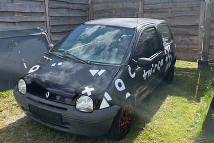 Renault Twingo 47.300 km 2.499 &euro; Zwickau 08066