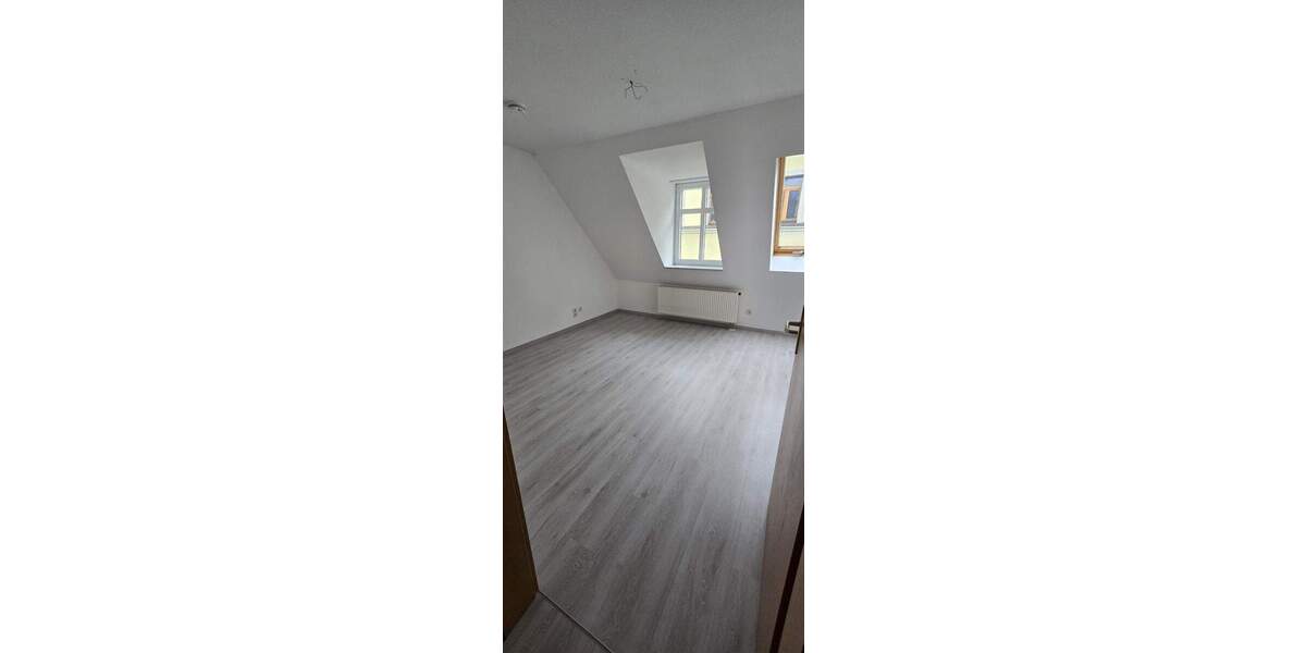 Etagenwohnung Auerbach Mühlgrün - 2 Zimmer, 68 m&sup2;, 400&euro; | Angebot:25741450