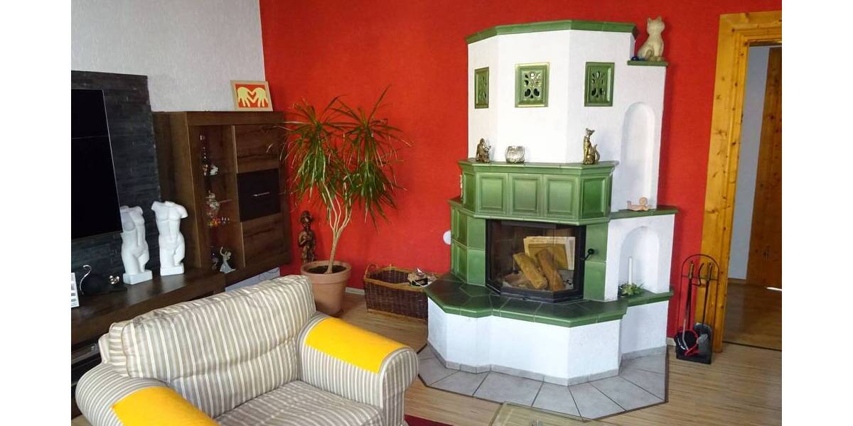 Reihenendhaus Treuen - 8 Zimmer, 267 m&sup2;, 329.000&euro; | Angebot:25693220