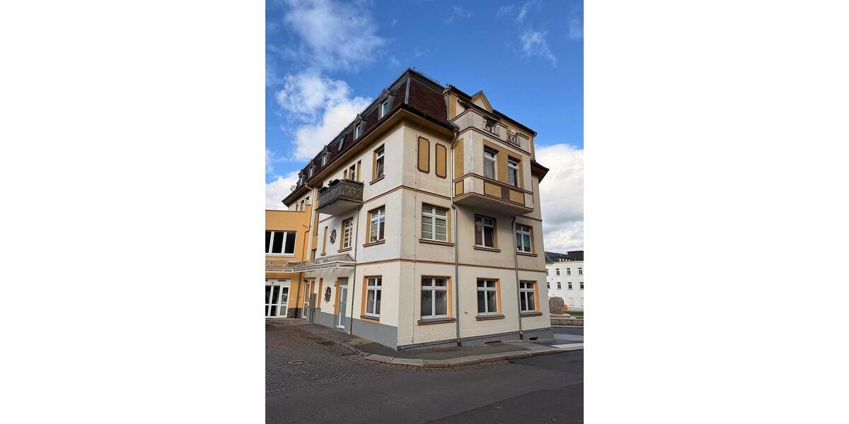 Dachgeschoßwohnung Meerane - 3 Zimmer, 84 m&sup2;, 600&euro; | Angebot:26664457