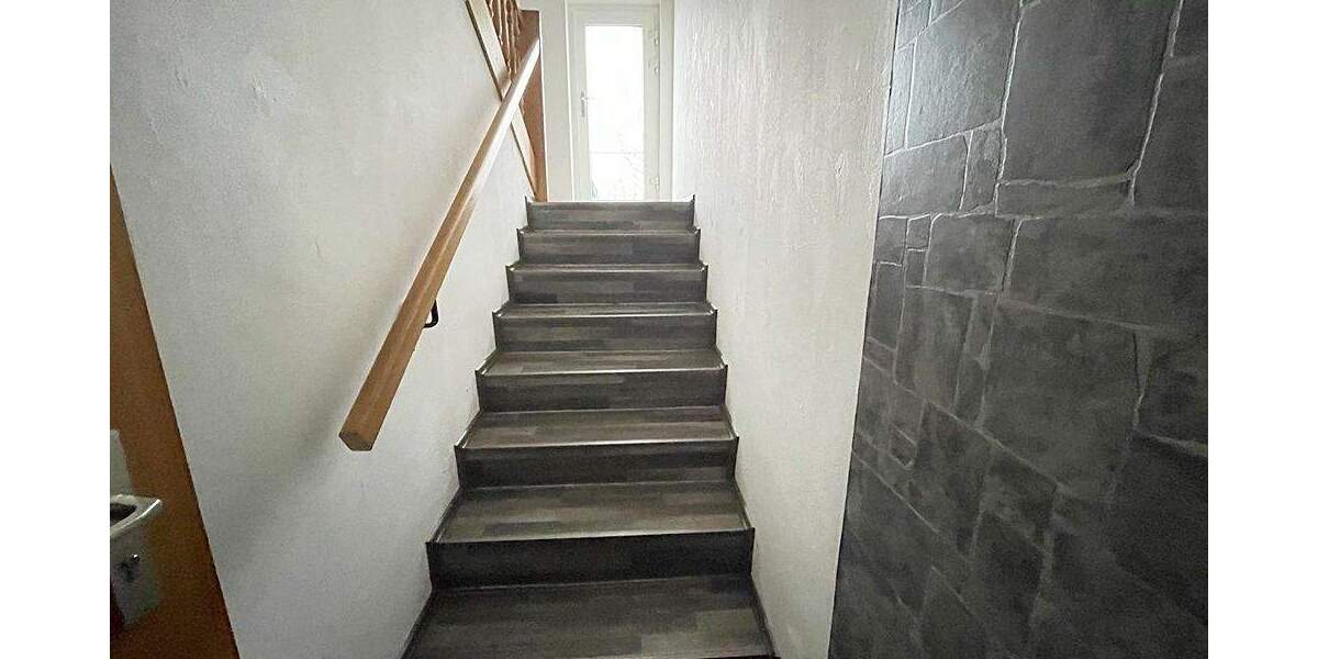 Etagenwohnung Neukirchen/Erzgebirge Neukirchen - 2 Zimmer, 58 m&sup2;, 340&euro; | Angebot:25689572