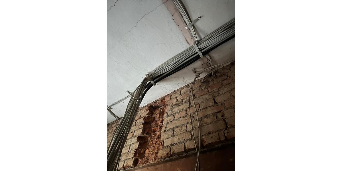 Mehrfamilienhaus, Wohnhaus Crimmitschau - 15 Zimmer, 180 m&sup2;, 32.000&euro; | Angebot:24521083