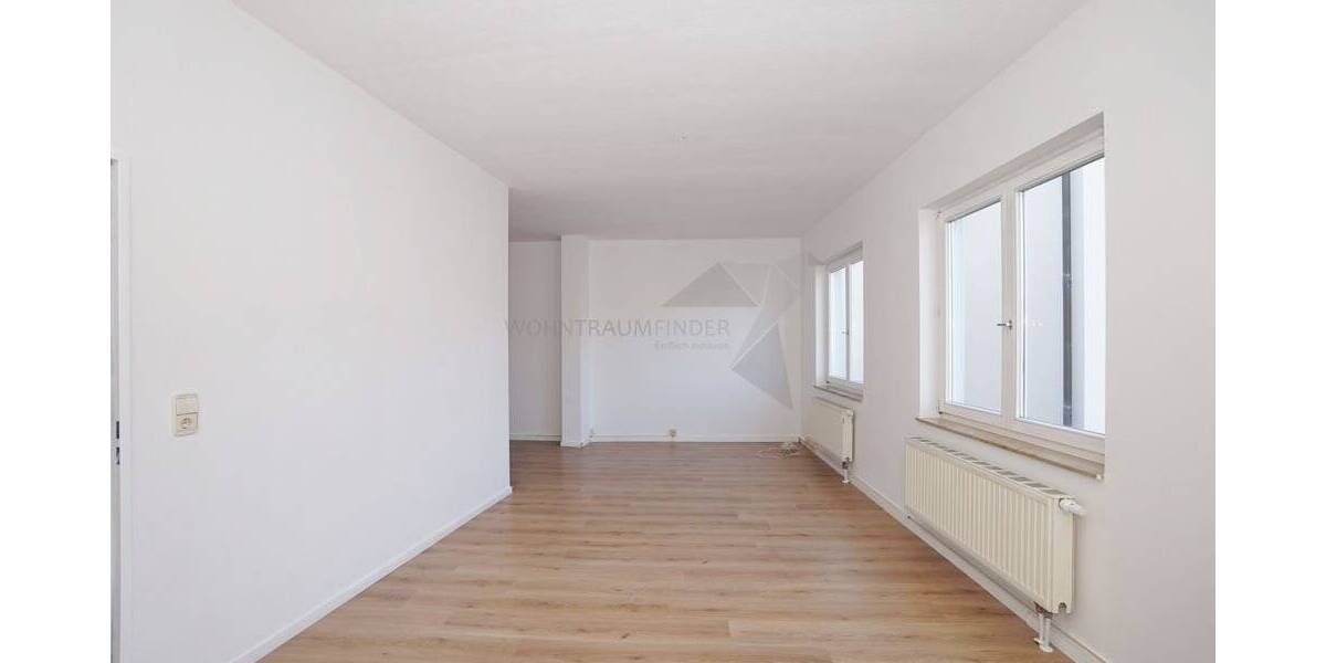 Etagenwohnung Zwickau Innenstadt - 3 Zimmer, 80 m&sup2;, 480&euro; | Angebot:25681406