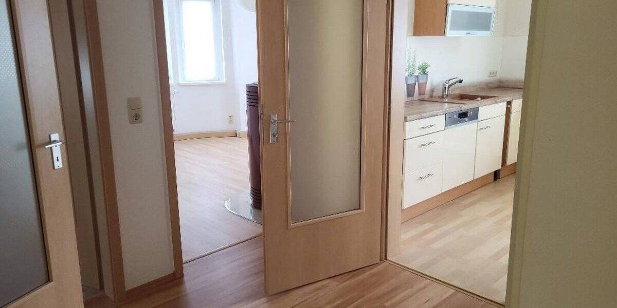 Mehrfamilienhaus, Wohnhaus Treuen - 1 Zimmer, 200 m&sup2;, 290.000&euro; | Angebot:26915821