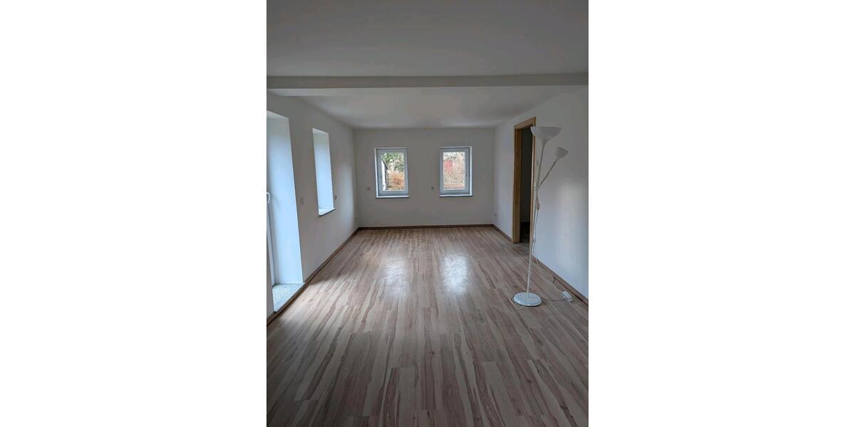 Etagenwohnung Zwickau Auerbach - 2 Zimmer, 59 m&sup2;, 440&euro; | Angebot:25097220