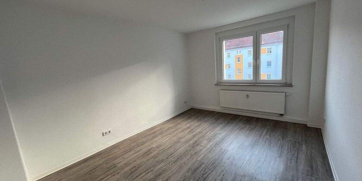Etagenwohnung Zwickau Marienthal - 3 Zimmer, 60 m&sup2;, 370&euro; | Angebot:25985471