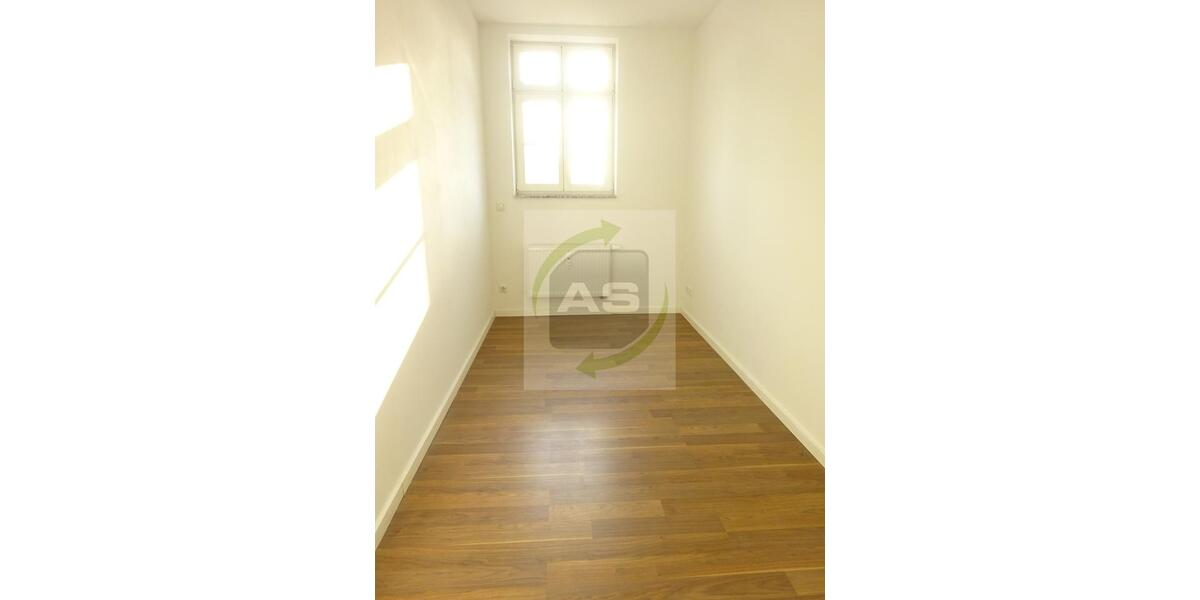 Dachgeschoßwohnung Zwickau Zwickau-Nord - 3 Zimmer, 71 m&sup2;, 365&euro; | Angebot:22591343